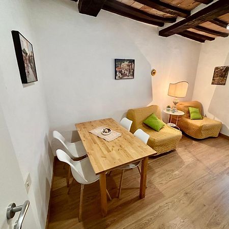 Red House Appartement Gubbio Buitenkant foto