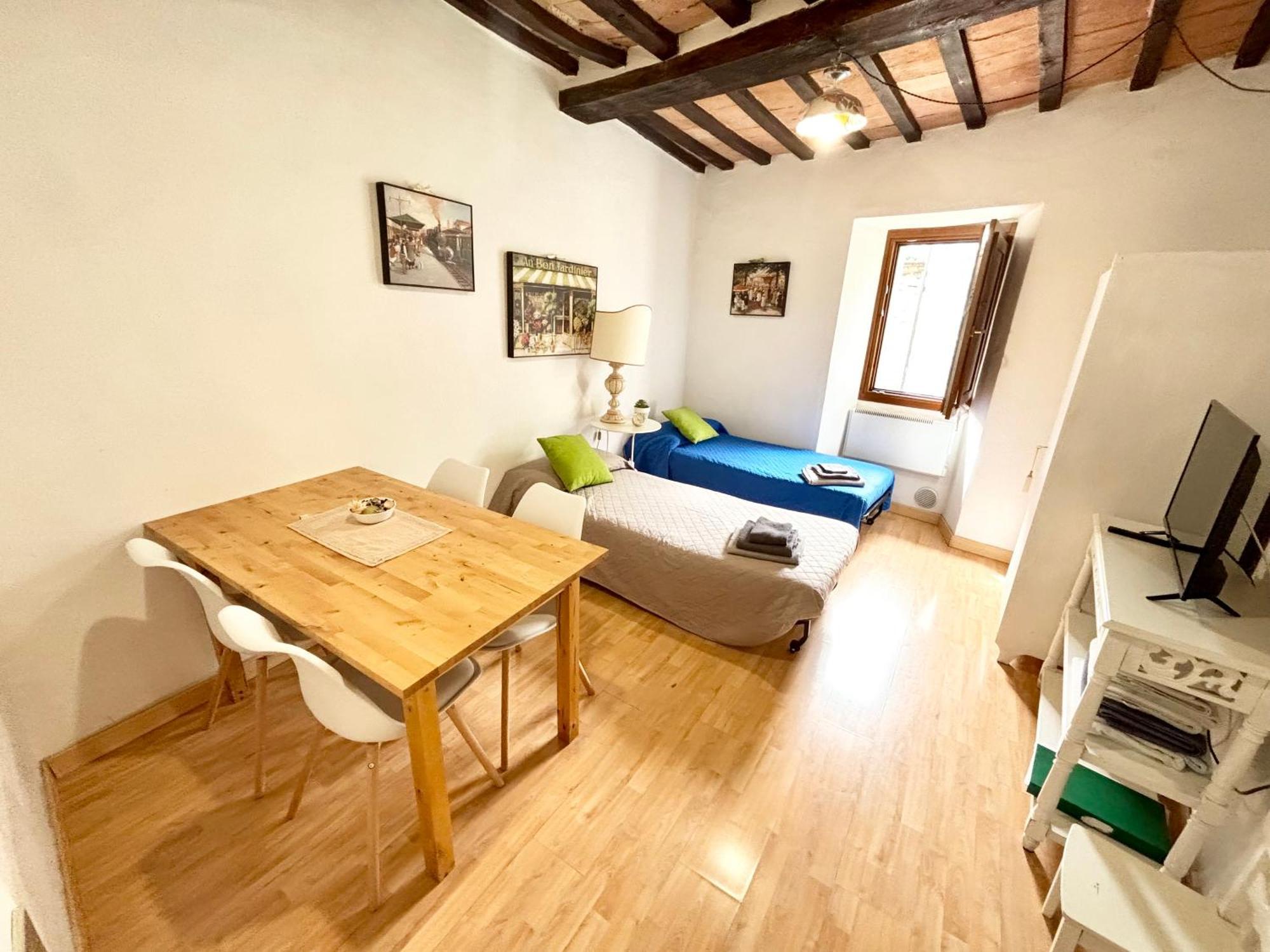 Red House Appartement Gubbio Buitenkant foto